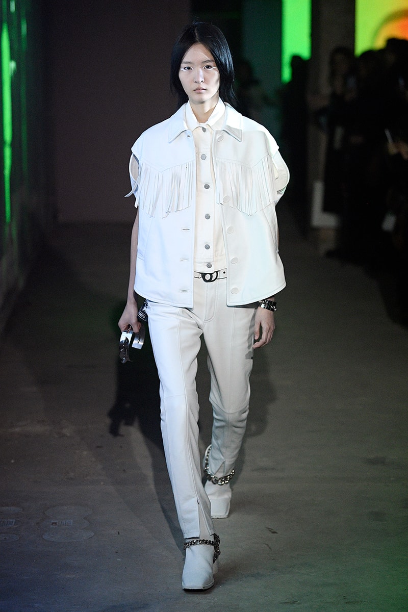MM6 メゾン マルジェラ 2020年秋冬コレクション MM6 Maison Margiela x The North Face Fall/Winter 2020 London Fashion Week Show Runway Collection First Closer Look Release Information Menswear Outerwear High End Designer Collaboration Tailoring Womenswear