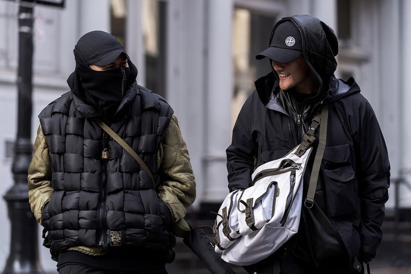 ストリートスタイル:2020年秋冬ニューヨークファッションウィーク Streetstyle:New York Fashion Week Men’s Fall/Winter 2020 New York Fashion Week Men's Fall/Winter 2020 Street Style Menswear Footwear Womenswear Looks Sneakers Outerwear Undercover x Supreme Louis Vuitton Virgil Abloh Off-White x Nike Tom Sachs Mars Yard Dior Kim Jones Scarr's Pizza AF1