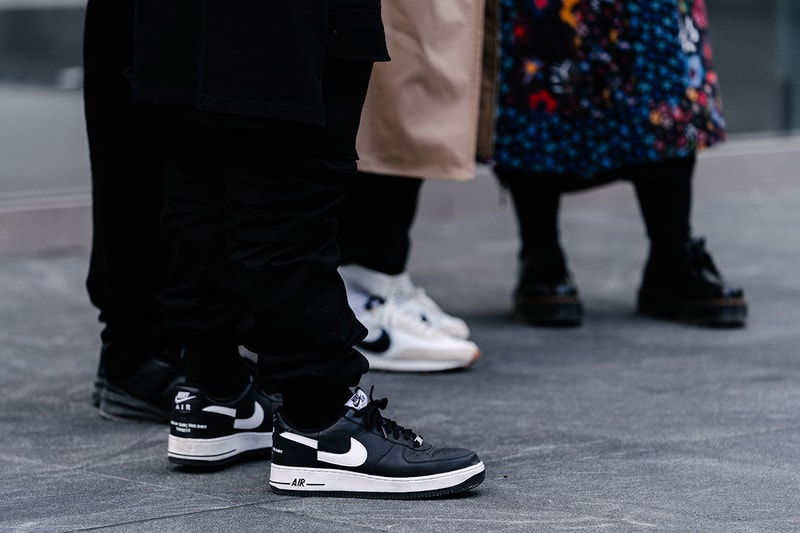 ストリートスタイル：2020年秋冬ニューヨークファッションウィーク Streetstyle：New York Fashion Week Men’s Fall/Winter 2020 New York Fashion Week Men's Fall/Winter 2020 Street Style Menswear Footwear Womenswear Looks Sneakers Outerwear Undercover x Supreme Louis Vuitton Virgil Abloh Off-White x Nike Tom Sachs Mars Yard Dior Kim Jones Scarr's Pizza AF1