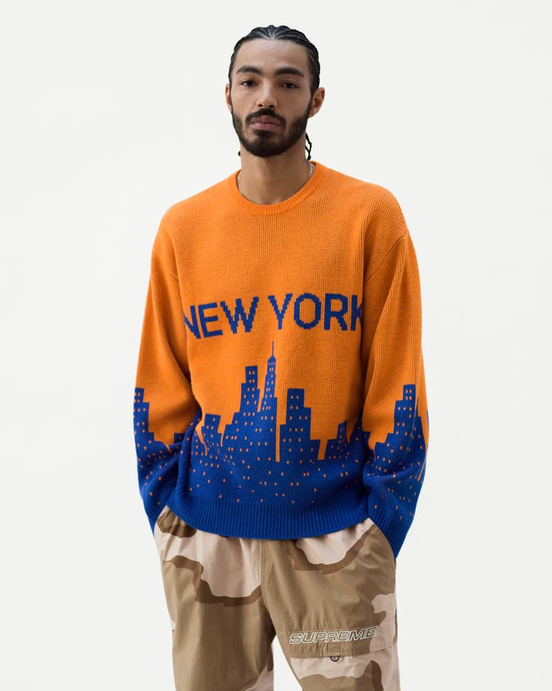 Supreme 2020年春夏コレクション ルックブック 今季も〈Supreme〉ならではのカラフルな色使い/グラフィック使いが映えるアイテムが多数ラインアップするが、トレンド感のあるバンダナ柄のチェスターコートやテーラリングのセットアップが2020年春夏シーズンを象徴する。また、今シーズンは、Rammellzee(ラメルジー)のペインティングを大々的にフィーチャーし、GORE-TEXを用いたアノラック、パンツ、キャップが登場。その他にも、MLBとチームアップし、ニューヨーク・ヤンキースを筆頭に各チームのワッペンを無数に貼り付けた〈New Era®(ニューエラ)〉製のバーシティジャケット、Pamela Hanson(パメラ・ハンソン)の撮影したアイコニックなNaomi Campbell(ナオミ・キャンベル)のポートレート写真を大胆に用いたクルーネック、〈Supreme〉の2001年カレンダーにも使用されたJamil GS(ジャミル・GS)撮影による1枚を大胆にプリントしたアイテム、お馴染み〈VANSON(バンソン)〉とのコラボジャケット2型などなど、数多くのプロダクトが目を引く。