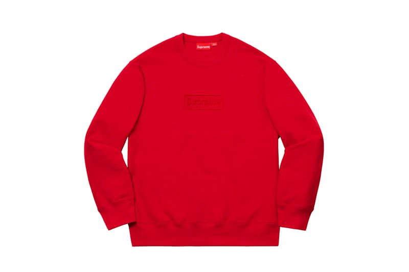 シュプリーム Supreme 2020年春夏コレクション スウェット 他カテゴリーと同様に、Rammellzee(ラメルジー)、Daniel Johnston(ダニエル・ジョンストン)、Keegan Dakkar(キーガン・ダッカー)といったアーティストの作品、〈Supreme〉の2001年カレンダーに使用されたJamil GS(ジャミル・GS)撮影による写真、アイコニックなNaomi Campbell(ナオミ・キャンベル)のポートレート写真にMark Gonzales(マーク・ゴンザレス)のドローイングをあしらったクルーネックといったコラボピースがラインアップ。そして、注目の今季のボックスロゴアイテムは、同系色の特殊な加工が施されたクルーネックがスタンバイする。