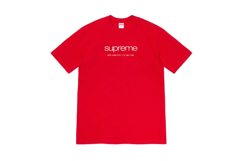 シュプリーム Supreme 2020年春夏コレクション Tシャツ 今回のコレクションの中でも最も注目すべきは、2Pac（トゥパック）のホログラムをフィーチャーした1枚であろう。既にティーザーがアップされており、期待が煽られていたが、ボックスロゴのボクサーブリーフを着用する2Pacの姿がプリントされている。また、女性写真家のPamela Hanson（パメラ・ハンソン）撮影による、1990年代を代表するスーパーモデル Naomi Campbell（ナオミ・キャンベル）のクラシックなポートレート写真と、レジェンドスケーター Mark Gonzales（マーク・ゴンザレス）のイラストを組み合わせたTシャツは、〈Supreme〉でしか実現しえない、スペシャルなプロダクトだ。その他、目を引くタイダイTシャツや、様々なフォントの単語がコラージュされたロングスリーブTシャツなど、同ブランドらしいセンス溢れるプリントが施されたアイテムが展開される。