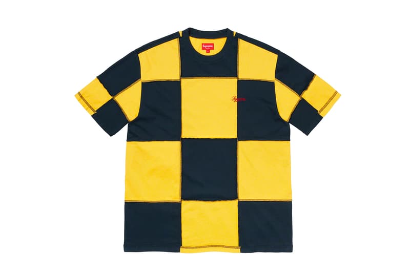 シュプリーム Supreme 2020年春夏コレクション トップス 2019年9月に亡くなったアメリカ人アーティスト Daniel Johnston（ダニエル・ジョンストン）のイラストが全面にプリントされた半袖シャツは、トップスの中では今季を象徴するアイテムといえる。グランジムーブメントにも多大な影響を与えた彼にオマージュを捧げたプロダクトはファンならずとも手に入れておきたいところ。Che Guevara（チェ・ゲバラ）のイラストが全面に配されたシャツや、ブルーのカラーが印象的なキューバシャツなど、キューバに関連したアイテムも登場。タトゥーアーティスト、Keegan Dakkar（キーガン・ダッカー）の作品がプリントされたバスケットボール・ジャージーもユニークな仕上がり。その他にもカラフルな切り替えが施されたラガーシャツや、ニューヨークの街並みが編み込まれたニットなど、〈Supreme〉らしい独自の解釈が施されたアイテムが揃う。