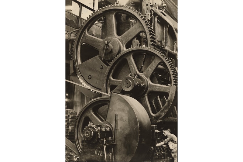 オートマニア 20世紀の自動車文化に焦点を当てたエキシビション “Automania” が MoMA で開催 MoMA "Automania" Exhibition The Museum of Modern Art Cars Models Paintings Photographs 