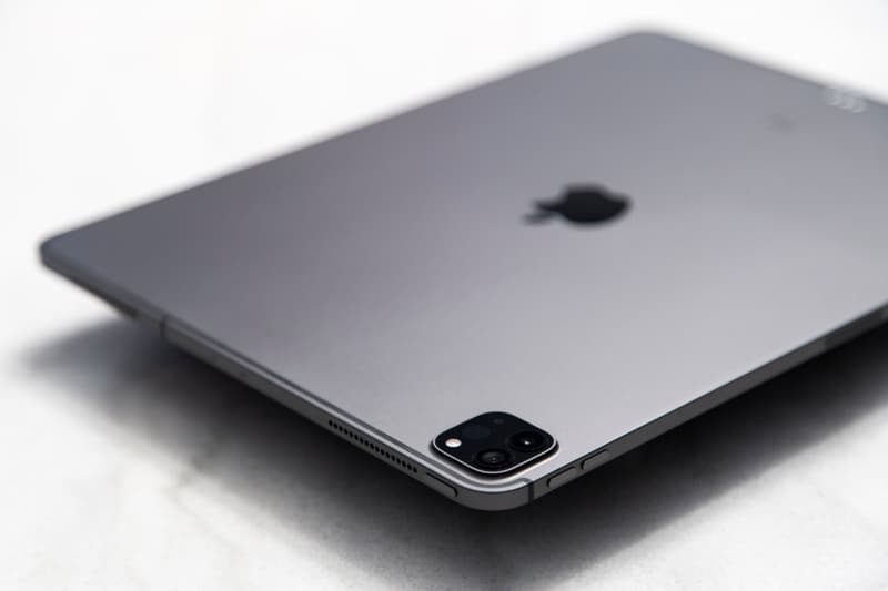 アップルの新型 iPad Proにクローズアップ アイパッド Apple iPad Pro 12.9" Tablet Closer Look PC Laptop Replacement