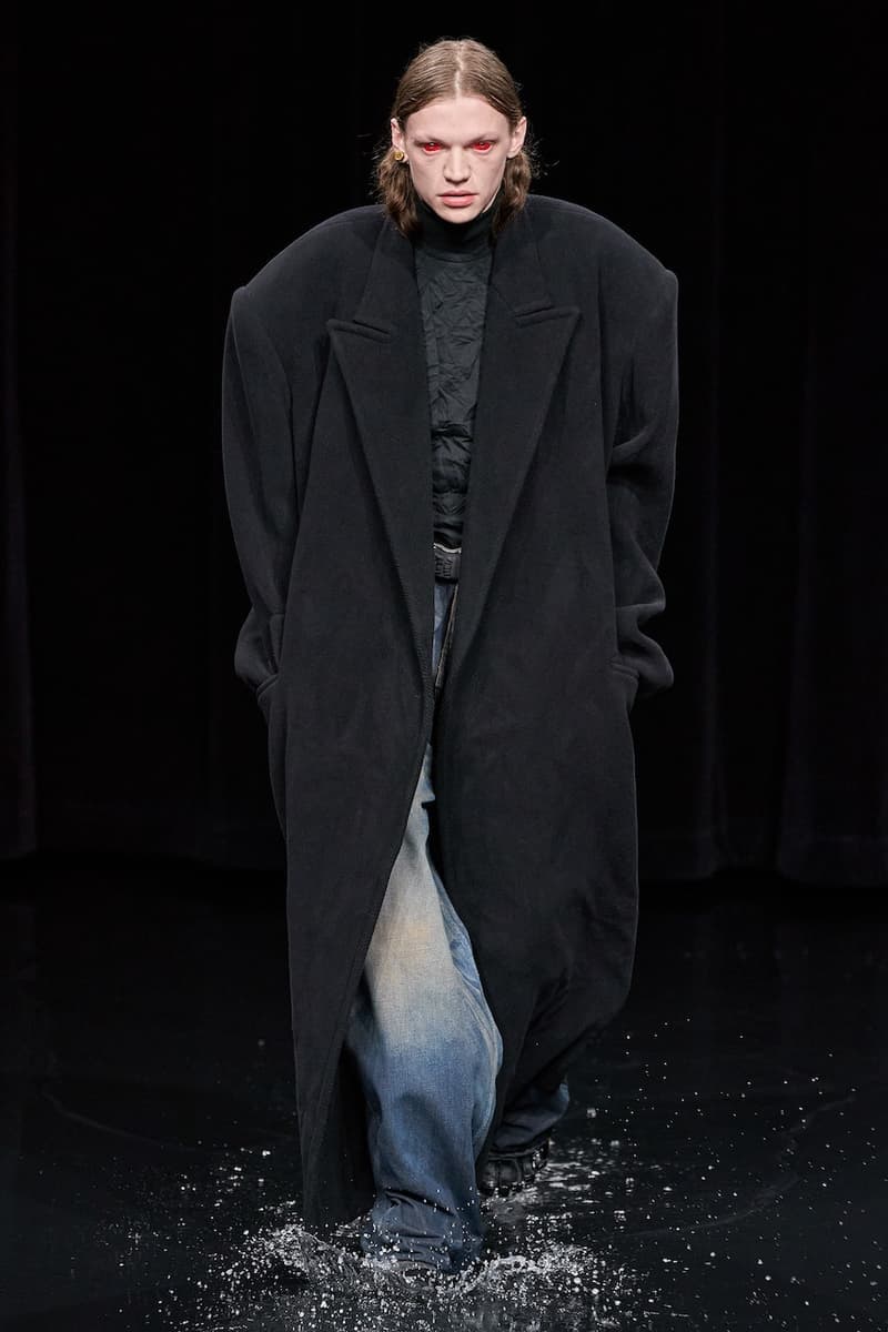 バレンシアガ 2020年秋冬コレクション Balenciaga Fall/Winter 2020 fw20 Runway Show Paris Fashion Week Climate Change  Demna Gvasalia Menswear Womenswear collection