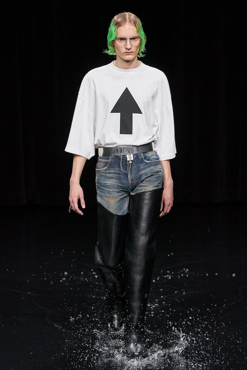 バレンシアガ 2020年秋冬コレクション Balenciaga Fall/Winter 2020 fw20 Runway Show Paris Fashion Week Climate Change  Demna Gvasalia Menswear Womenswear collection