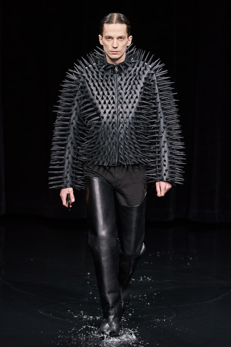 バレンシアガ 2020年秋冬コレクション Balenciaga Fall/Winter 2020 fw20 Runway Show Paris Fashion Week Climate Change  Demna Gvasalia Menswear Womenswear collection