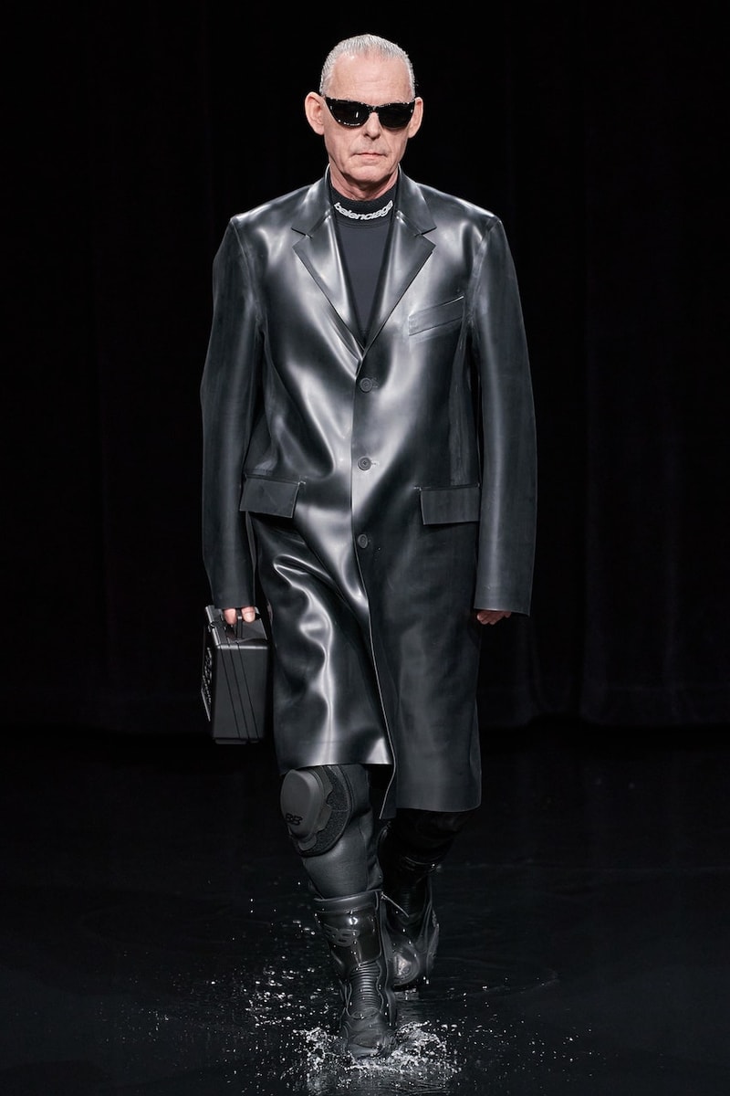 バレンシアガ 2020年秋冬コレクション Balenciaga Fall/Winter 2020 fw20 Runway Show Paris Fashion Week Climate Change  Demna Gvasalia Menswear Womenswear collection