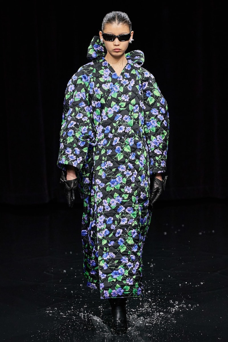 バレンシアガ 2020年秋冬コレクション Balenciaga Fall/Winter 2020 fw20 Runway Show Paris Fashion Week Climate Change  Demna Gvasalia Menswear Womenswear collection