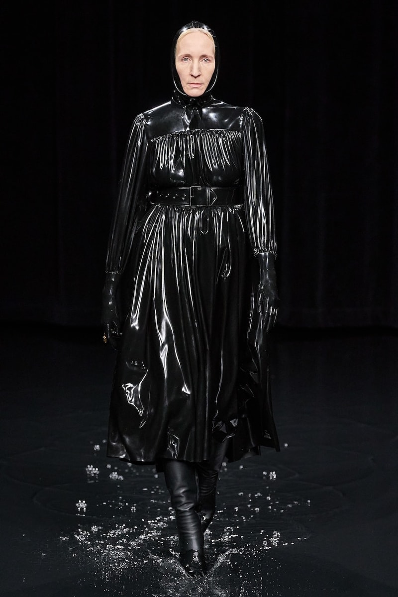 バレンシアガ 2020年秋冬コレクション Balenciaga Fall/Winter 2020 fw20 Runway Show Paris Fashion Week Climate Change  Demna Gvasalia Menswear Womenswear collection