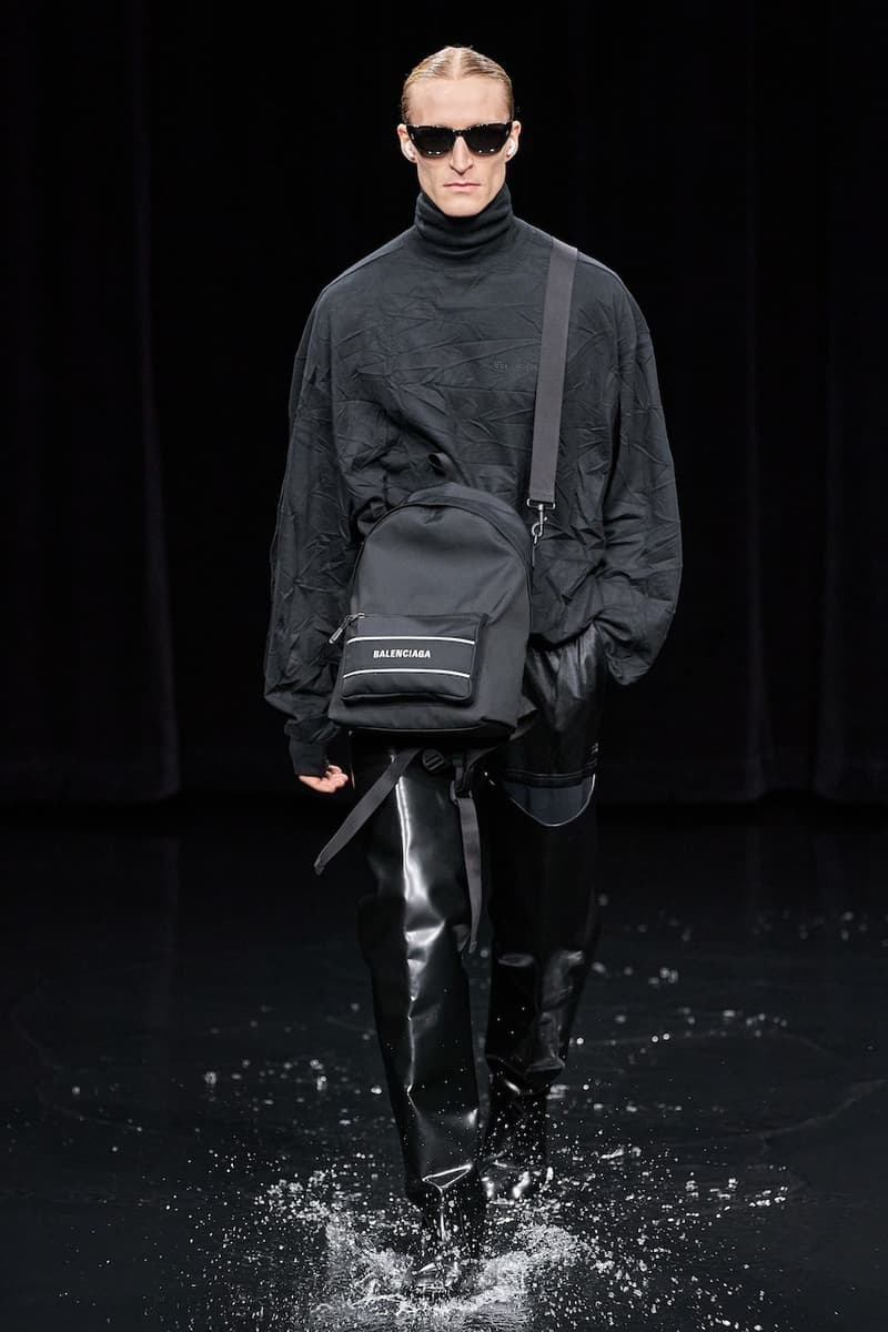バレンシアガ 2020年秋冬コレクション Balenciaga Fall/Winter 2020 fw20 Runway Show Paris Fashion Week Climate Change  Demna Gvasalia Menswear Womenswear collection