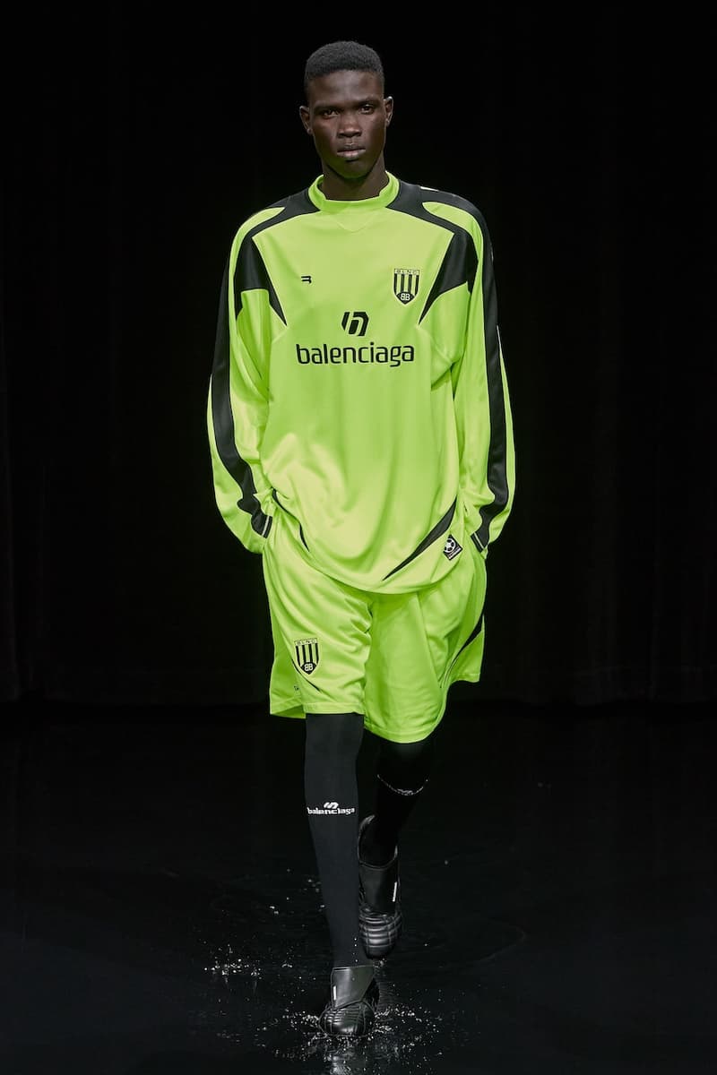 バレンシアガ 2020年秋冬コレクション Balenciaga Fall/Winter 2020 fw20 Runway Show Paris Fashion Week Climate Change  Demna Gvasalia Menswear Womenswear collection