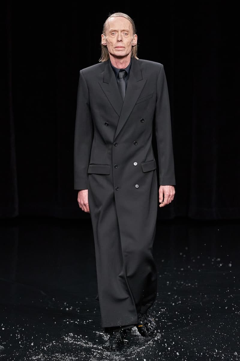 バレンシアガ 2020年秋冬コレクション Balenciaga Fall/Winter 2020 fw20 Runway Show Paris Fashion Week Climate Change Demna Gvasalia Menswear Womenswear collection