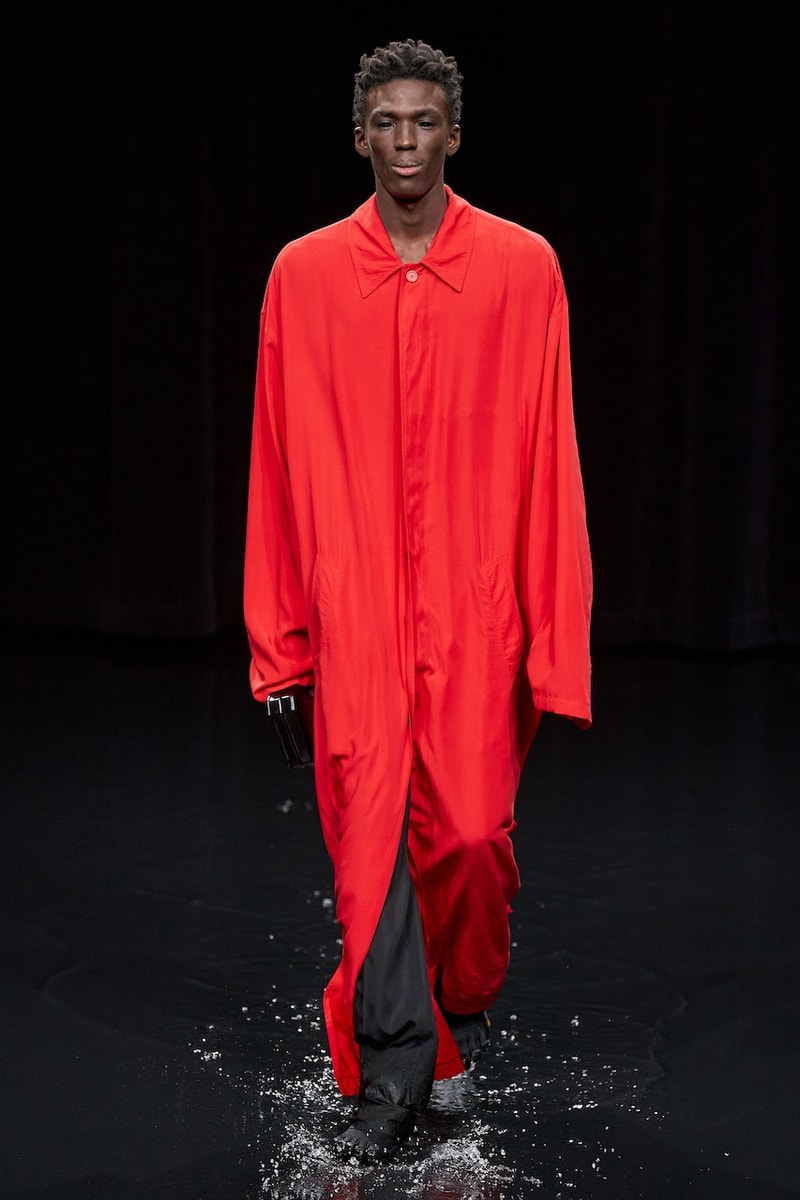 バレンシアガ 2020年秋冬コレクション Balenciaga Fall/Winter 2020 fw20 Runway Show Paris Fashion Week Climate Change  Demna Gvasalia Menswear Womenswear collection