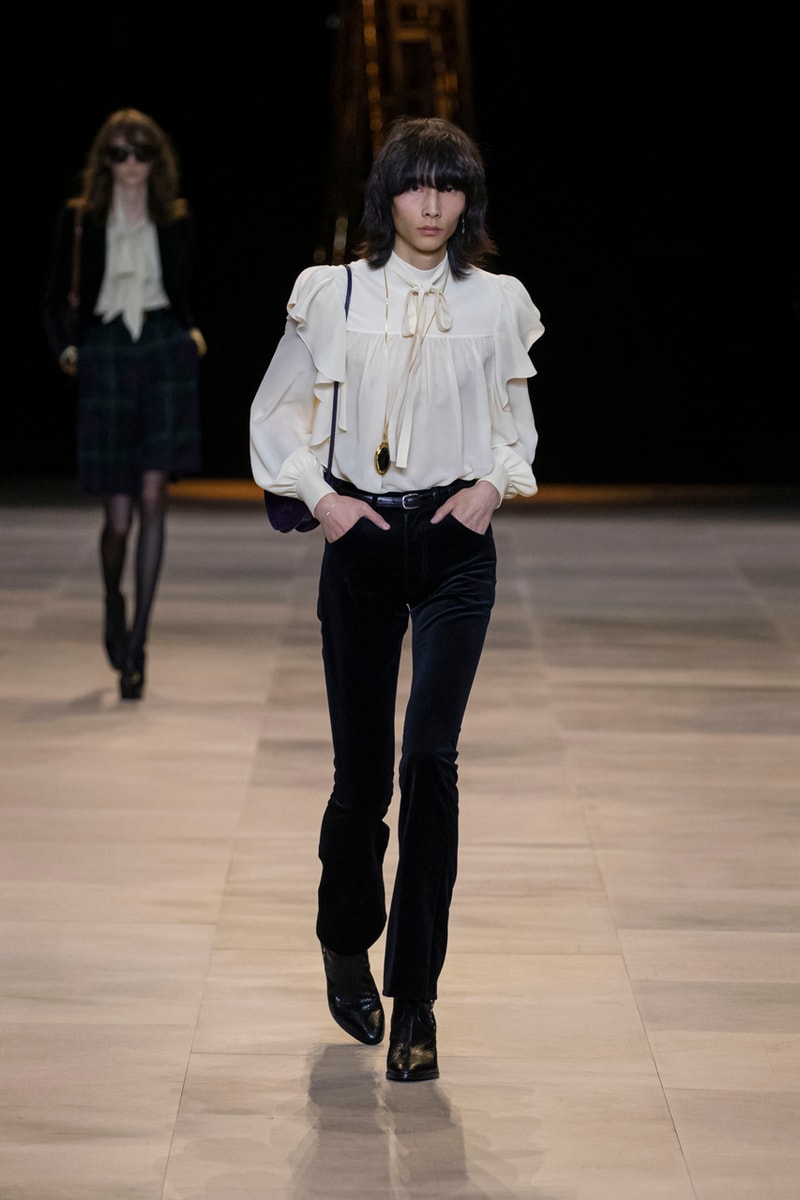 セリーヌ 2020年秋冬コレクション CELINE Fall/Winter 2020 Runway Collection Cesar Compression Project Crystals Jewelry Necklaces Pins Cuffs Vests Shirts Capes Hats Pants Ruffles Gingham Fur