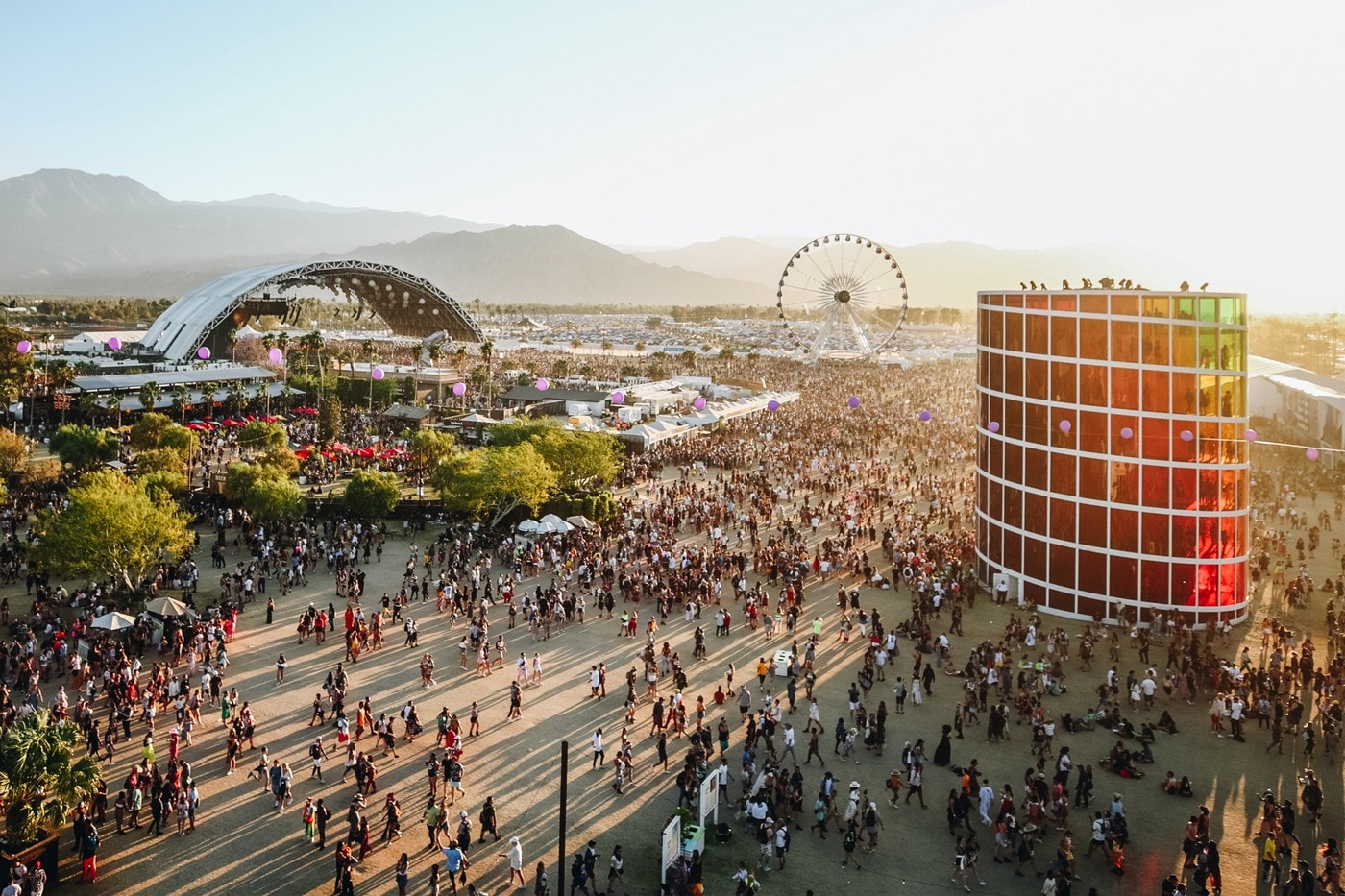 コーチェラの開催延期が決定 Coachella Has Been Postponed to October Due to Coronavirus six months music festival 