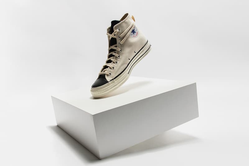 フィアオブゴッド エッセンシャルズ x コンバースのChuck 70にクローズアップ Fear of God Essentials x Converse Chuck 70 “Black/Egret” “Ivory/Black”  Release Information Closer Look Editorial HYPEBEAST Footwear Drops Images Jerry Lorenzo FOG 