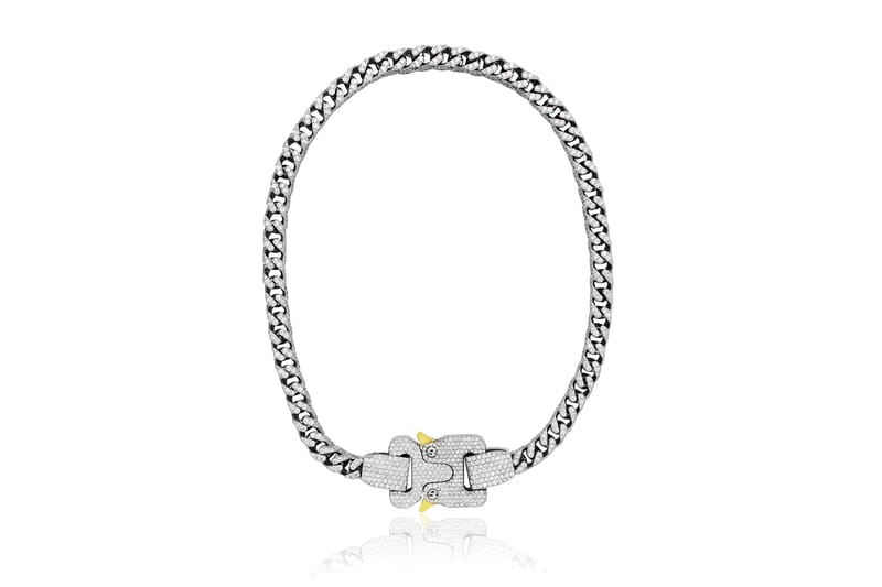 Drake が ALYX のマシュー・ウィリアムズに贈った豪華すぎるネックレスとは？