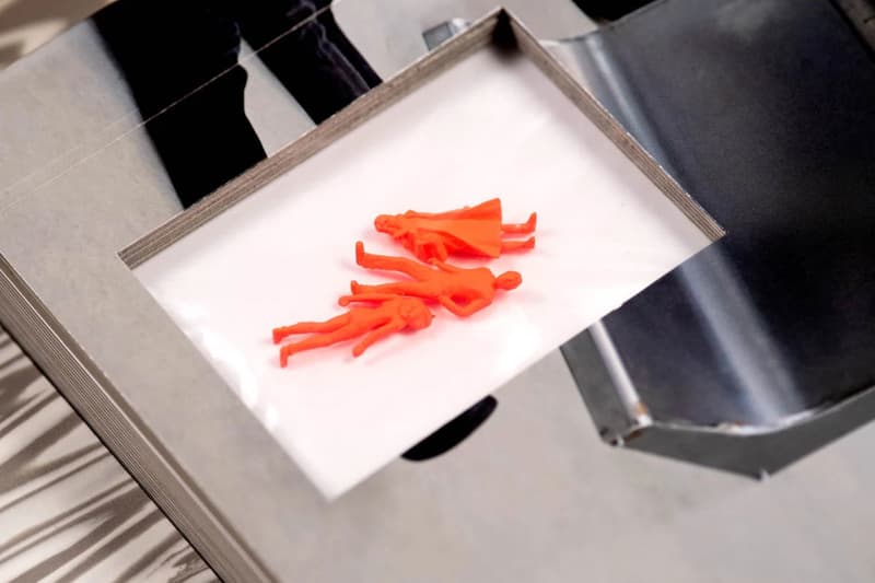 ヴァージル・アブロー × ユルゲン・テラーによる限定写真集が発売 juergen teller virgil abloh figures of speech photography book release 