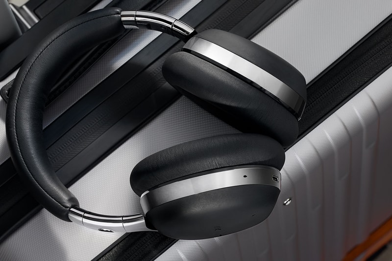 モンブラン 高級ステーショナリーでおなじみの Montblanc から初となるスマートヘッドホンが登場 montblanc smart headphones wireless over ear release black leather with chrome metal finishes brown leather with gold colored metal finishes light grey leather 