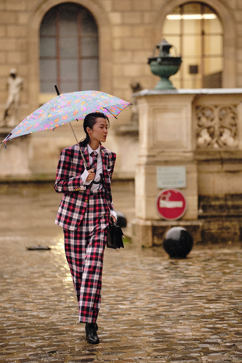 ストリートスタイル：2020年秋冬シーズンのパリ・ファッションウィーク ウィメンズ Streetstyle：Paris Fashion Week Fall/Winter 2020 Paris Fashion Week Fall/Winter 2020 Streetstyle Womenswear Looks HYPEBAE Spotted Bella Hadid Kaia Gerber Michéle Lamy Dior Maison Margiela Louis Vuitton Jordans LOEWE Rick Owens Alexa Chung