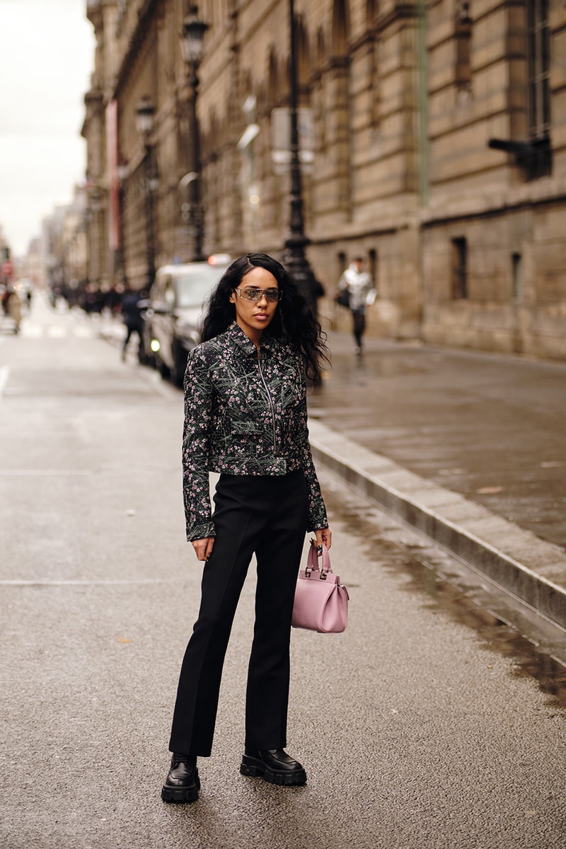 ストリートスタイル：2020年秋冬シーズンのパリ・ファッションウィーク ウィメンズ Streetstyle：Paris Fashion Week Fall/Winter 2020 Paris Fashion Week Fall/Winter 2020 Streetstyle Womenswear Looks HYPEBAE Spotted Bella Hadid Kaia Gerber Michéle Lamy Dior Maison Margiela Louis Vuitton Jordans LOEWE Rick Owens Alexa Chung