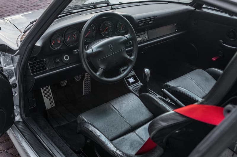 ポルシェ 希少な1996年製 Porsche 911 GT2 がオークションに出品 Porsche 911 GT2 RM Sotheby's Palm Beach Auction sale estimate price car model 194 produced WP0ZZZ99ZTS392164 1996