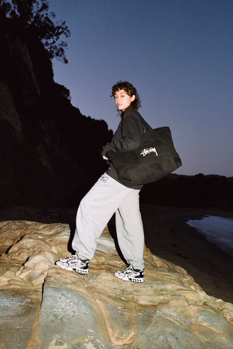 ステューシー & ナイキの最新コラボコレクションの発売情報が解禁 stussy nike air zoon spiridon caged 2 pure platinum black fossil white sweatshirt sweatpants tote bag apparel release date info photos price