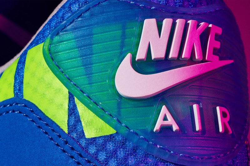 ナイキ アンディフィーテッド Nike x UNDEFEATED による最新コラボ Air Max 90 が登場 UNDEFEATED Nike Air Max 90 Collaboration Release Info Black Blue Buy Price Hoodie
