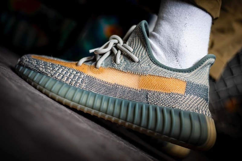 イージーブースト 今夏発売と噂される YEEZY BOOST 350 V2 新色2型の着用ビジュアルが浮上 adidas YEEZY BOOST 350 V2 Asriel Israfil Closer On Foot Look Release Info