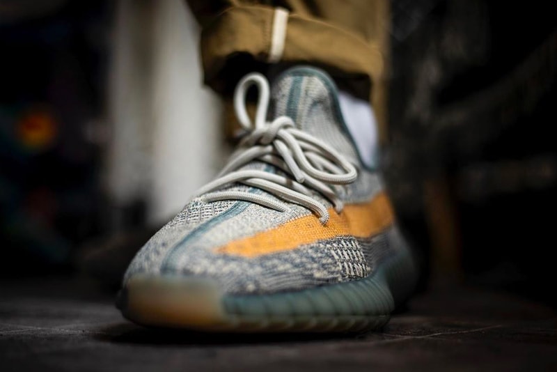 イージーブースト 今夏発売と噂される YEEZY BOOST 350 V2 新色2型の着用ビジュアルが浮上 adidas YEEZY BOOST 350 V2 Asriel Israfil Closer On Foot Look Release Info