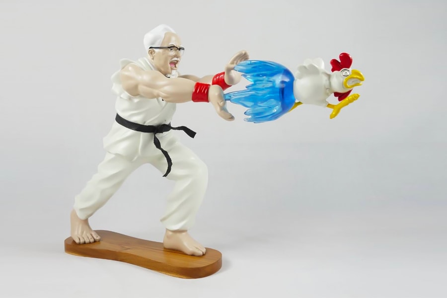 カーネル・サンダースが某ゲームに登場する“あの必殺技”を発射しているフィギュアが登場 HEART LAB HANH EPIC HADOUKEN Statue Release KFC Colonel Sanders Ryu Street Fighter