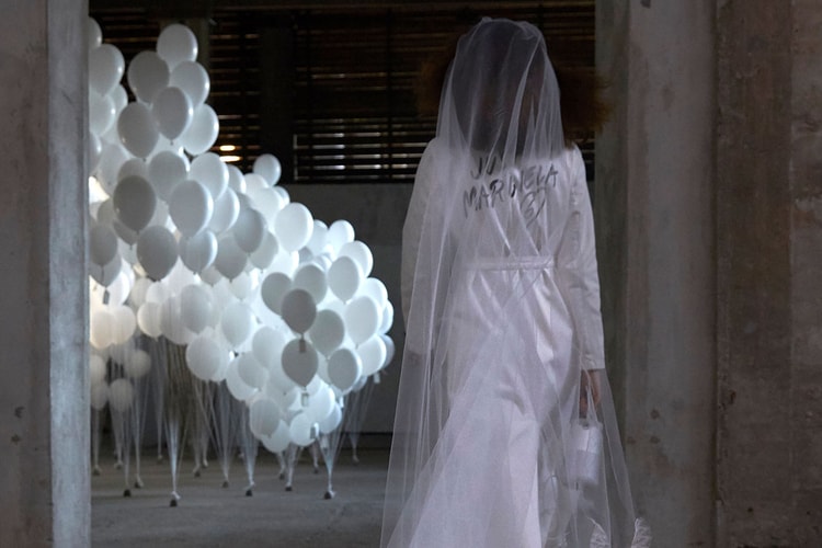 MM6 Maison Margiela がジョン・レノンとオノ・ヨーコのパフォーマンスを着想源とした2020年春夏コレクションをローンチ