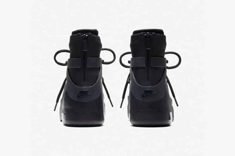 ナイキ エアフィアオブゴッド 1 “オールブラック Nike Air Fear of God 1 “Triple Black” が国内 SNKRS に登場