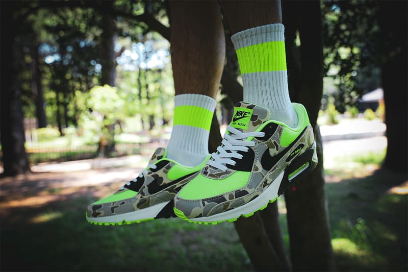 atmos アトモス が Nike Air Max 90 ナイキ エアー マックス 90の新作モデル“Green Camo”を限定リリース