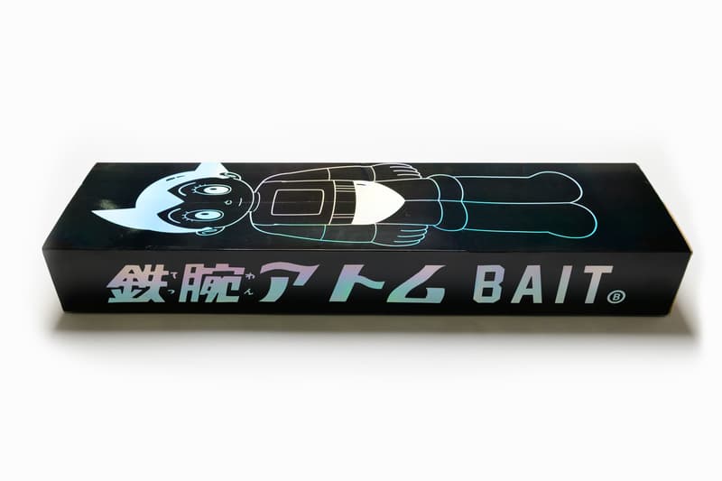 BAIT が『鉄腕アトム』をフィーチャーした限定スケートデッキをリリース bait x astro boy atom project glow in the dark skateboard deck set of three triptych skate skateboards