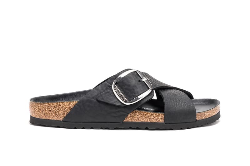 シンプルなクロスストラップがエレガントな ビルケンシュトック × ビューティーアンドユース の別注サンダル