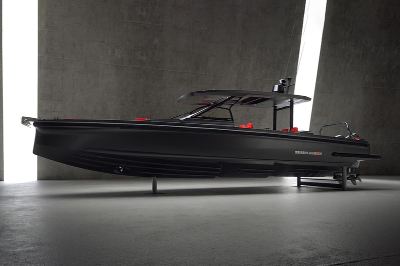 ブラバス シャドウ 900 “ブラックオプス” 漆黒 Brabus が限定37台のプレミアムボート Shadow 900 “Black-Ops” を発売 brabus marine shadow 900 horsepower black ops limited edition speedboat boats sailing 