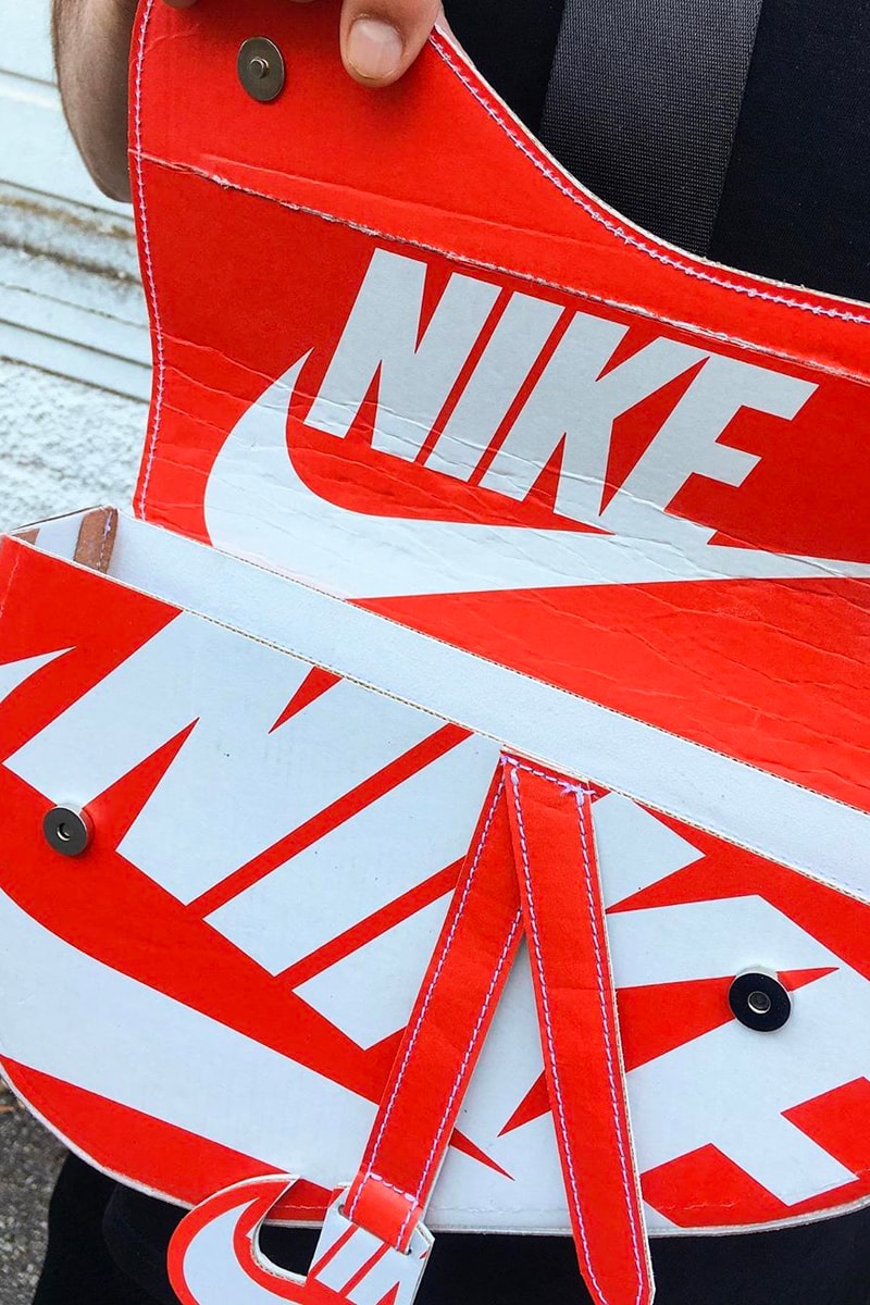 ナイキ ディオール Nike のシューボックスを再構築した DIOR サドルバッグが登場? camera60studio Nike Shoebox Dior Saddle bag Custom Info Matteo Bastiani Chiara Rivituso