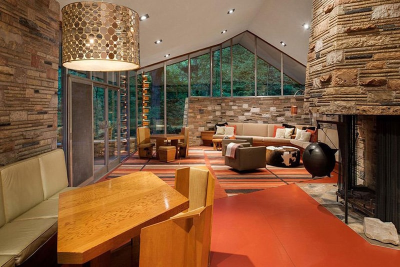 建築界の巨匠 フランク・ロイド・ライトが手がけた住宅が約3億円で売り出し中 Frank Lloyd Wright Neils House up for Sale Sotheby’s International Realty Architecture Minneapolis Cedar Lake 1949
