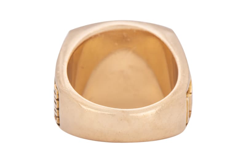 コービー・ブライアントの2000年 NBA チャンピオンリングが2,000万円を超える価格で落札 Kobe pamela Bryant Los Angeles Lakers Championship Ring 206 000 USD Auction joe jellybean