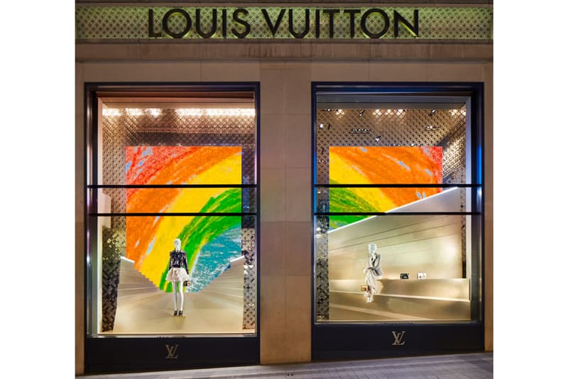 Louis Vuitton が従業員や子供たちを動員したアートプロジェクト“The Rainbow Project”を始動 Louis Vuitton The Rainbow Project Window Designs Paris Madrid Rome Frankfurt Madrid Milan Rainbows Drawings Animations Local