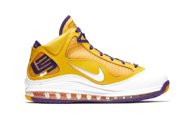 ナイキ レブロン 7 “メディアデイ” 左右非対称のレイカーズカラーを纏った LeBron 7 “Media Day” が発売 Nike Lebron 7 Media Day Official Look Release Info Buy Price Los Angeles Lakers Yellow Purple nba media day 2019