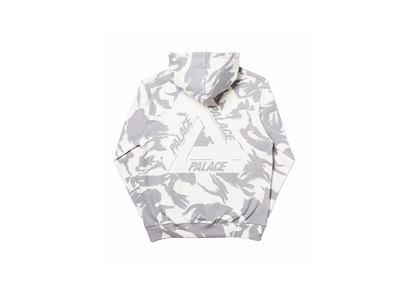 パレス スケートボード Palace Summer 2020 Tracksuits and Jerseys sports sweatpants sweatsuits tattoos tri ferg camo shorts 