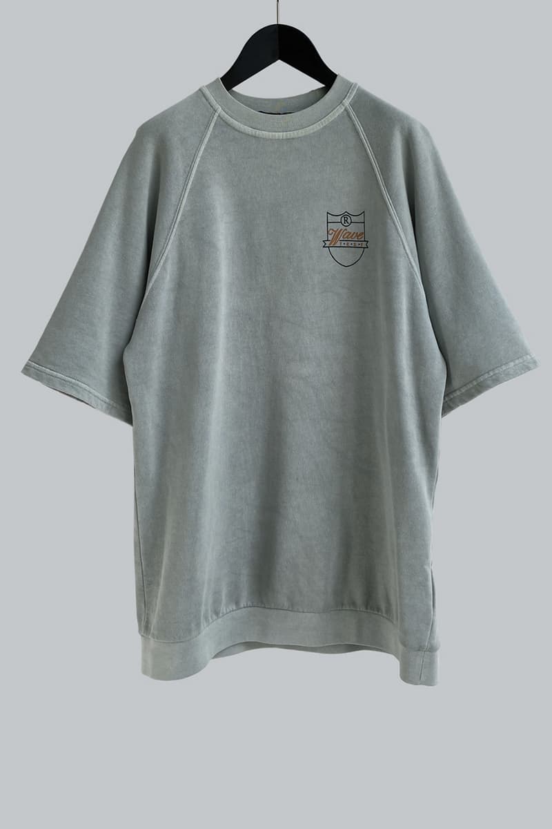 Raf Simons の貴重なアーカイブがオンラインで販売中 Lee Young Kyoon Dior Team Raf Simons Archive Sale Online First Look Rare Belgian Designer Pieces Garments Homeware Clothes Joy Division Lantern Wave Collection History of my World Icarus Surgit