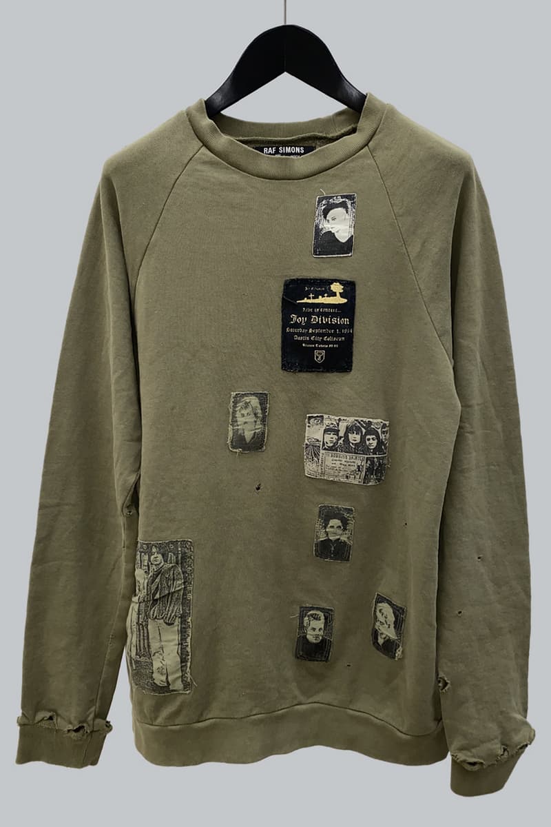 Raf Simons の貴重なアーカイブがオンラインで販売中 Lee Young Kyoon Dior Team Raf Simons Archive Sale Online First Look Rare Belgian Designer Pieces Garments Homeware Clothes Joy Division Lantern Wave Collection History of my World Icarus Surgit