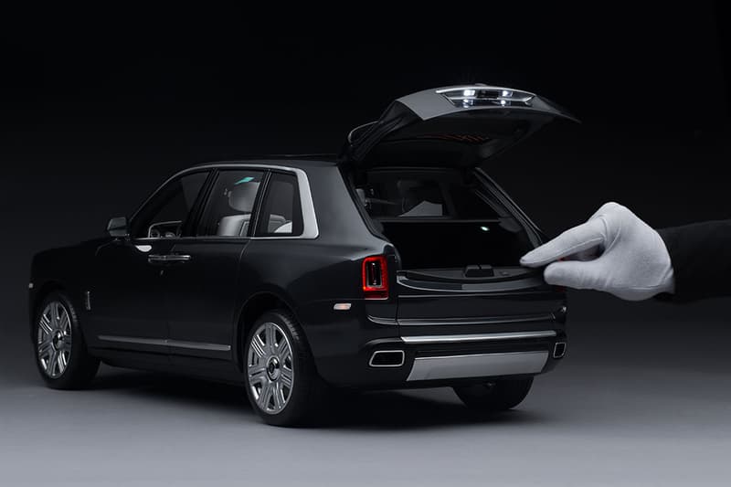 ロールスロイス Rolls-Royce が1/8スケールの超精巧なミニカーを発売 Rolls-Royce Releases $27,000 USD 1:8-Scale Cullinan model Luxury SUV Design Collectibles British automotive Supercar