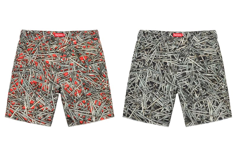 シュプリーム Supreme 2020年春夏コレクション発売アイテム - Week 12 Daniel Johnston(ダニエル・ジョンストン)とのコラボカプセルをはじめ、リップストップ素材のユーティリティジャケット、胸元にボックスロゴがワンポイントで施されたフーディ、後染め加工のロングスリーブのトップス、テーラードのセットアップ、〈KANGOL(カンゴール)〉とのコラボヘッドウェア、「Mechanix Wear(メカニクス ウェア)」製のグローブ、ボックスロゴが構成された折り畳みチェアーなどが並ぶ。