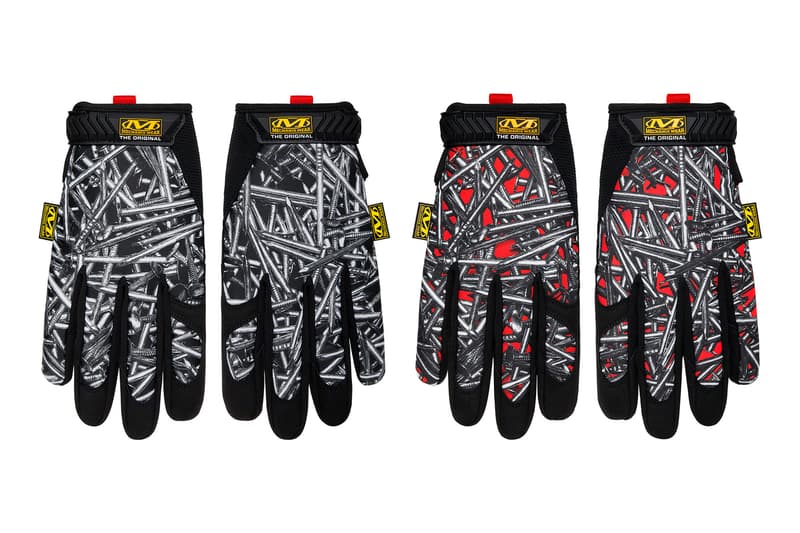 シュプリーム Supreme 2020年春夏コレクション発売アイテム - Week 12 Daniel Johnston（ダニエル・ジョンストン）とのコラボカプセルをはじめ、リップストップ素材のユーティリティジャケット、胸元にボックスロゴがワンポイントで施されたフーディ、後染め加工のロングスリーブのトップス、テーラードのセットアップ、〈KANGOL（カンゴール）〉とのコラボヘッドウェア、「Mechanix Wear（メカニクス ウェア）」製のグローブ、ボックスロゴが構成された折り畳みチェアーなどが並ぶ。